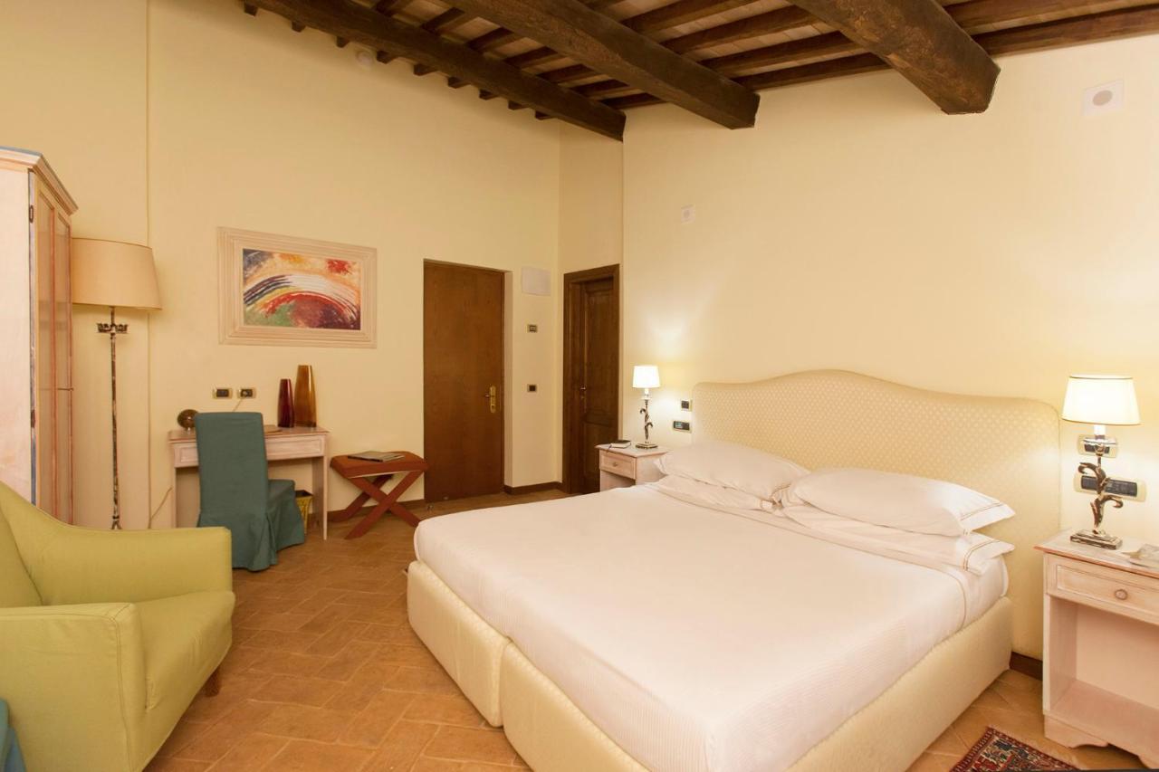 Sovana Hotel & Resort Exteriör bild