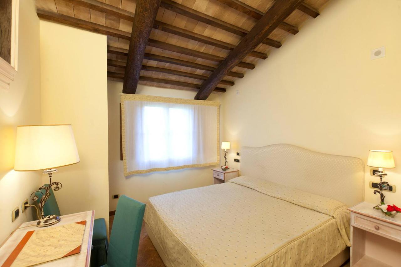 Sovana Hotel & Resort Exteriör bild